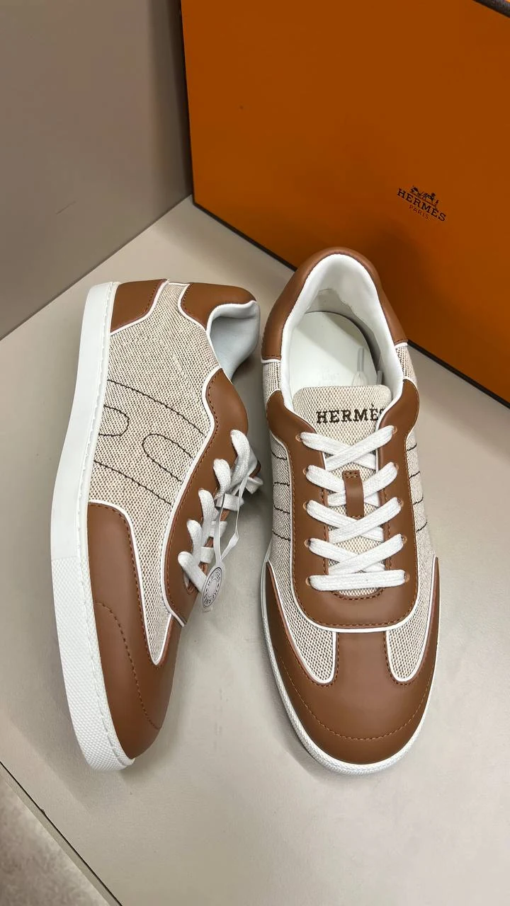 Hrms sneaker new taba