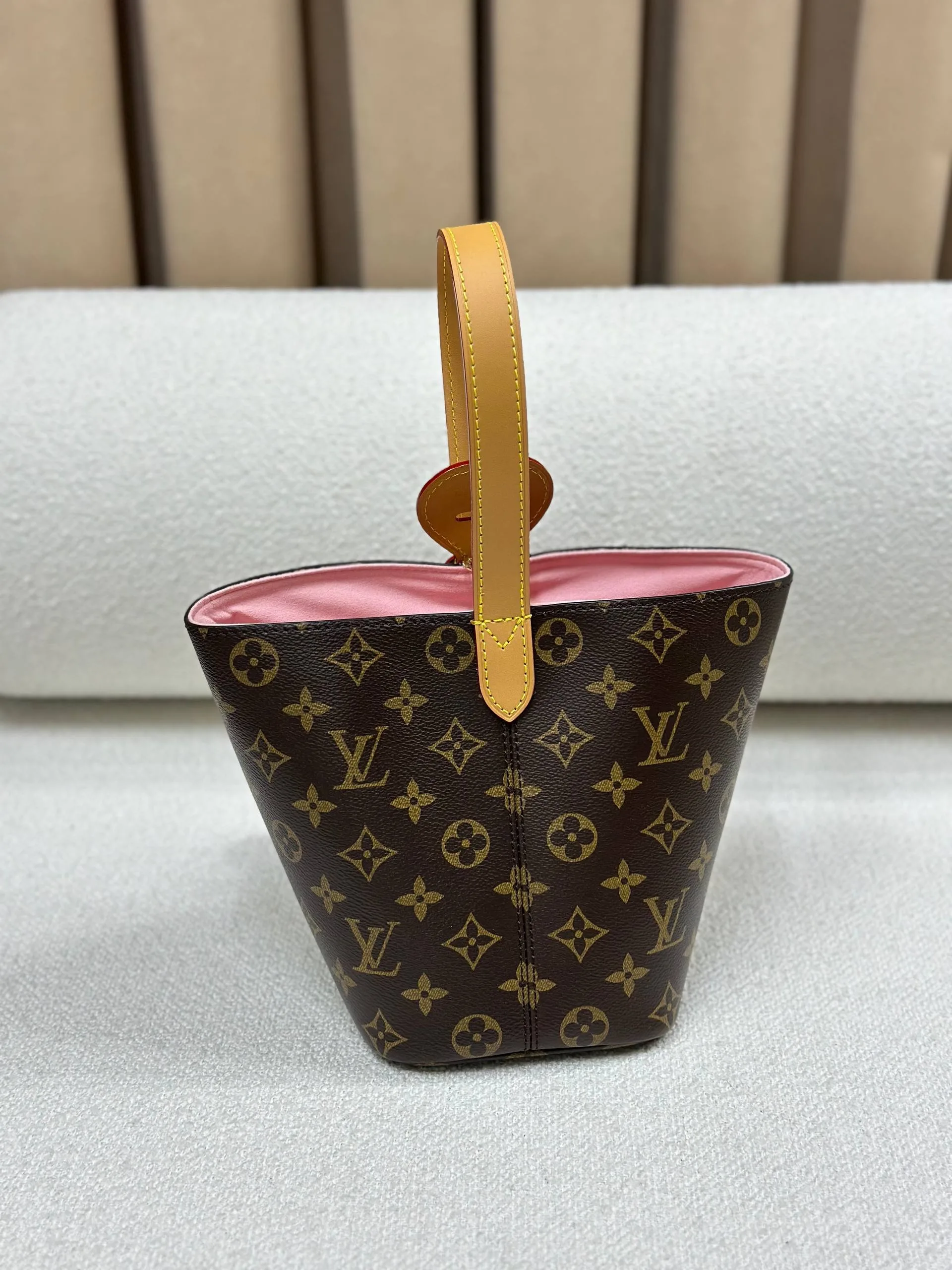 Lv Bag