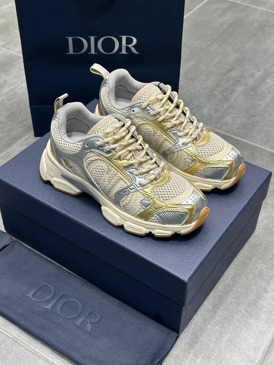 CD sneaker - Beden: 36 • Renk: Varsayılan