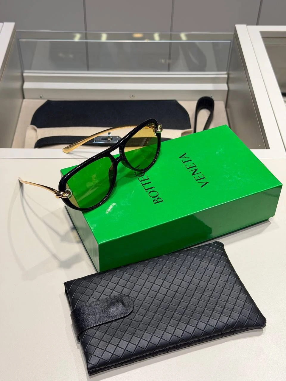 Btg sunglassss new
