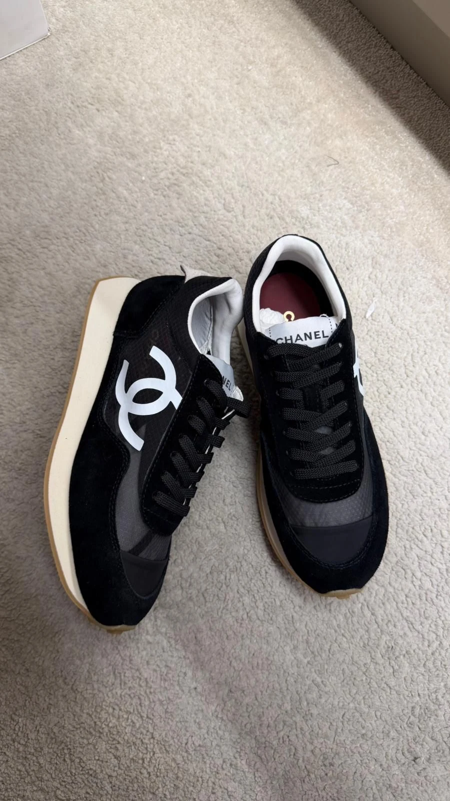 New Chnl sneaker