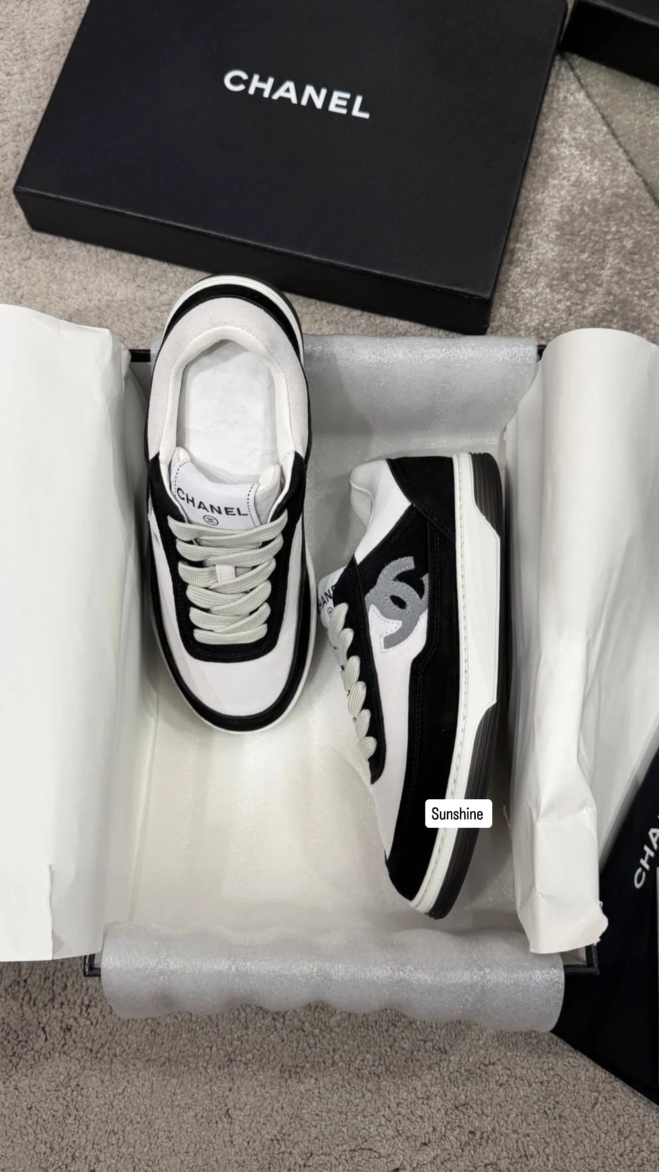 Chnl new sneaker