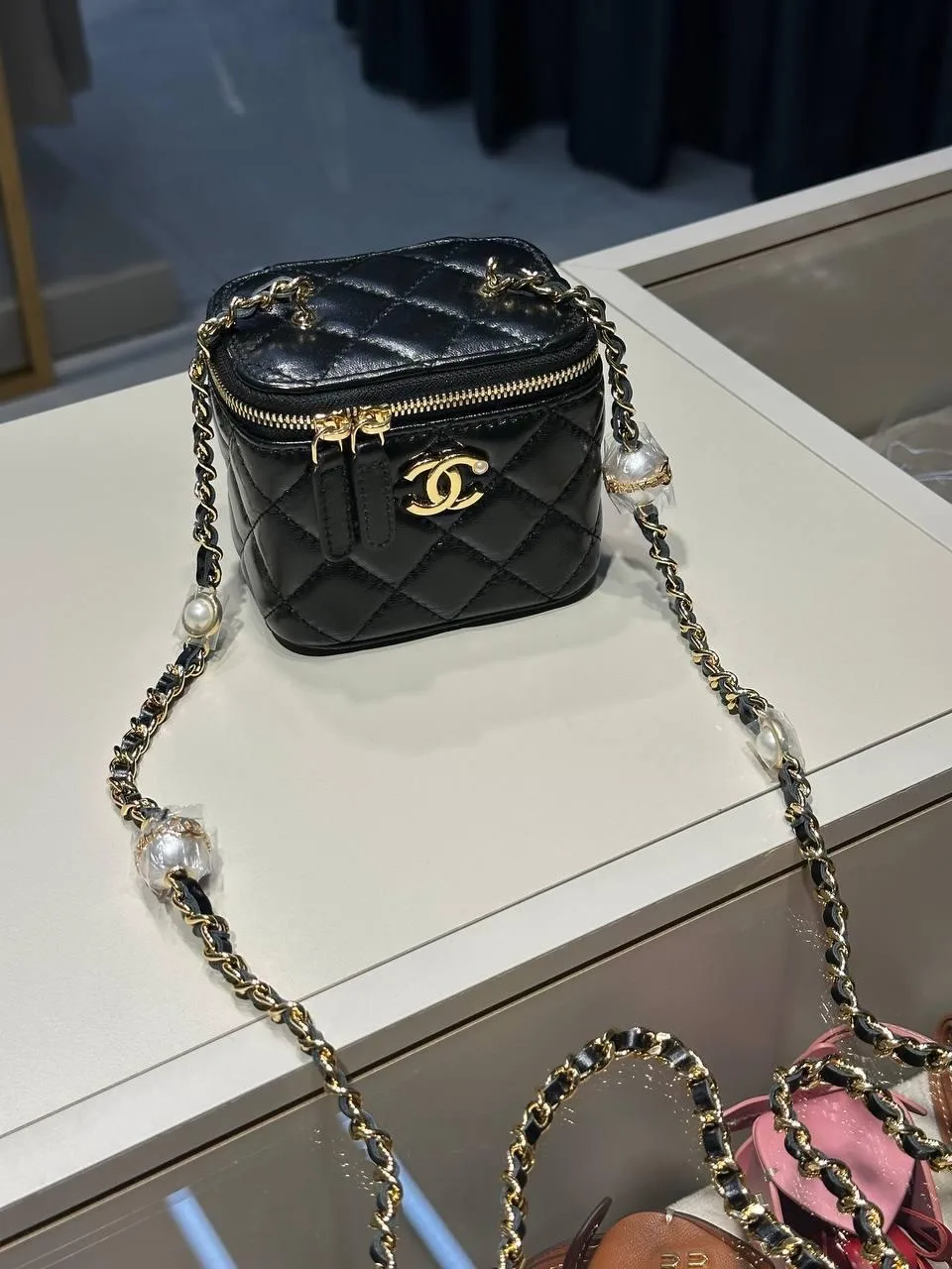 Chn incili Vanity bag