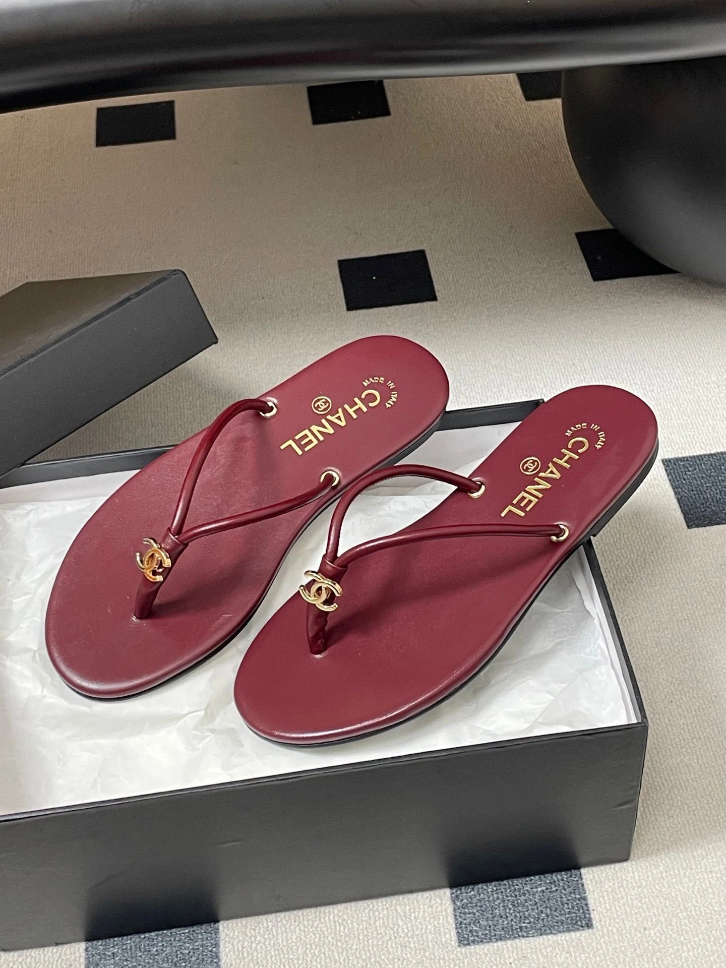 Chnl New sandal bordo