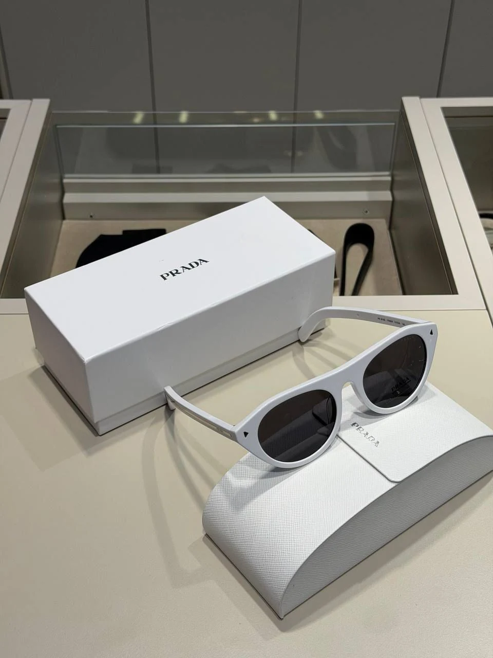 Prd white sunglasss