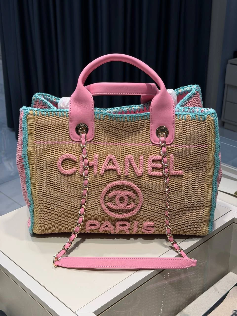 Chnl shopping bag
