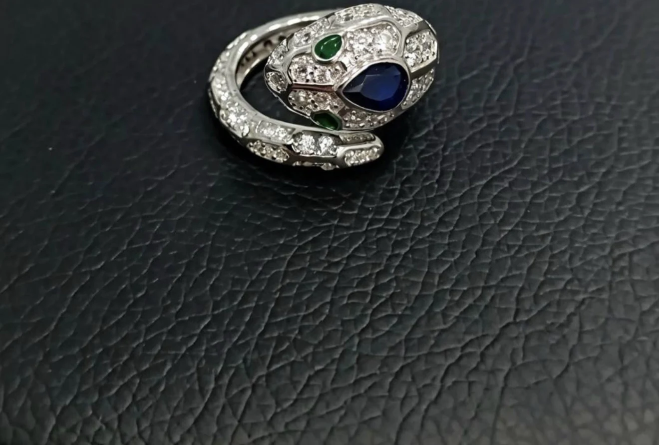Blg safir baş Yüzük