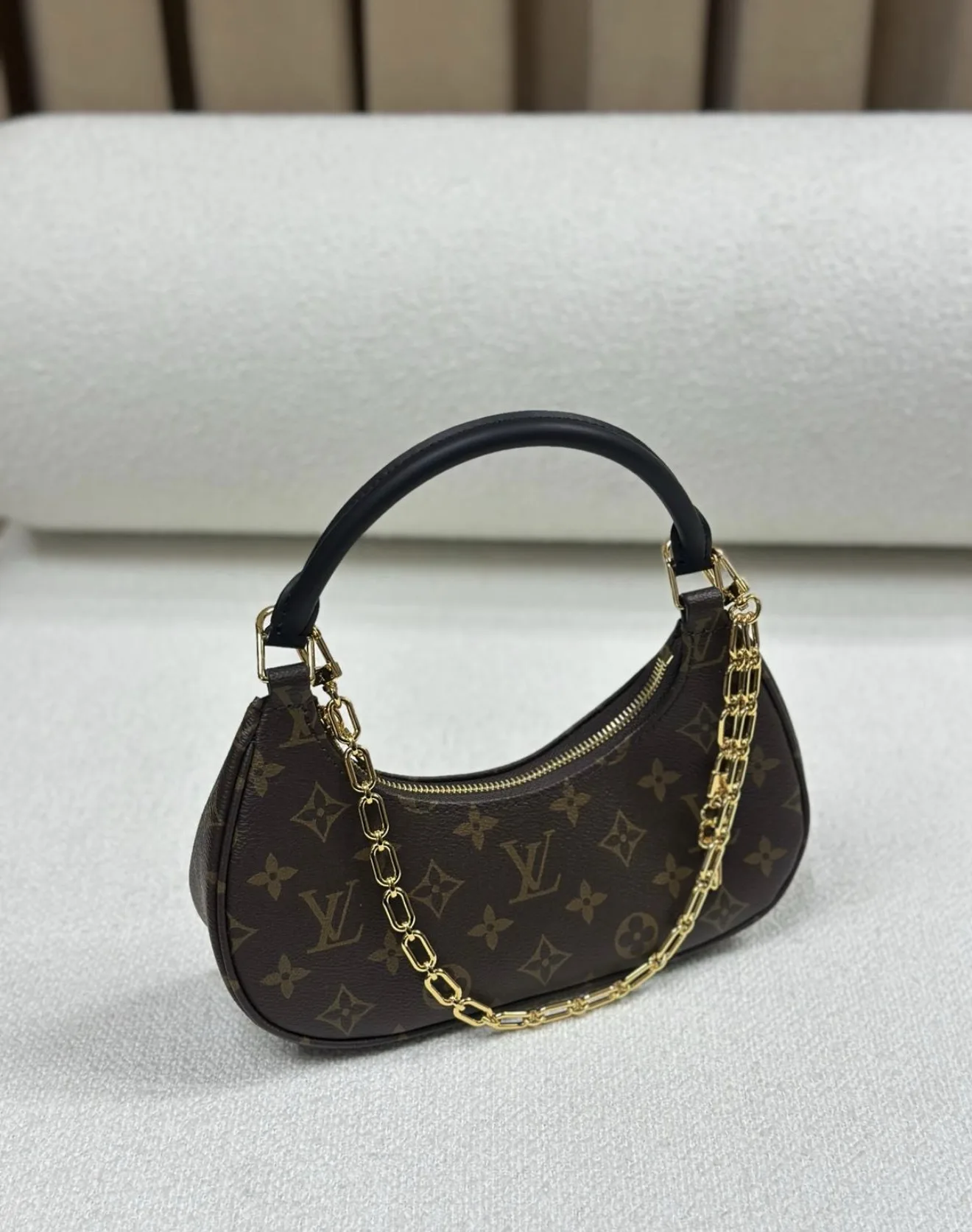 Lv Bag
