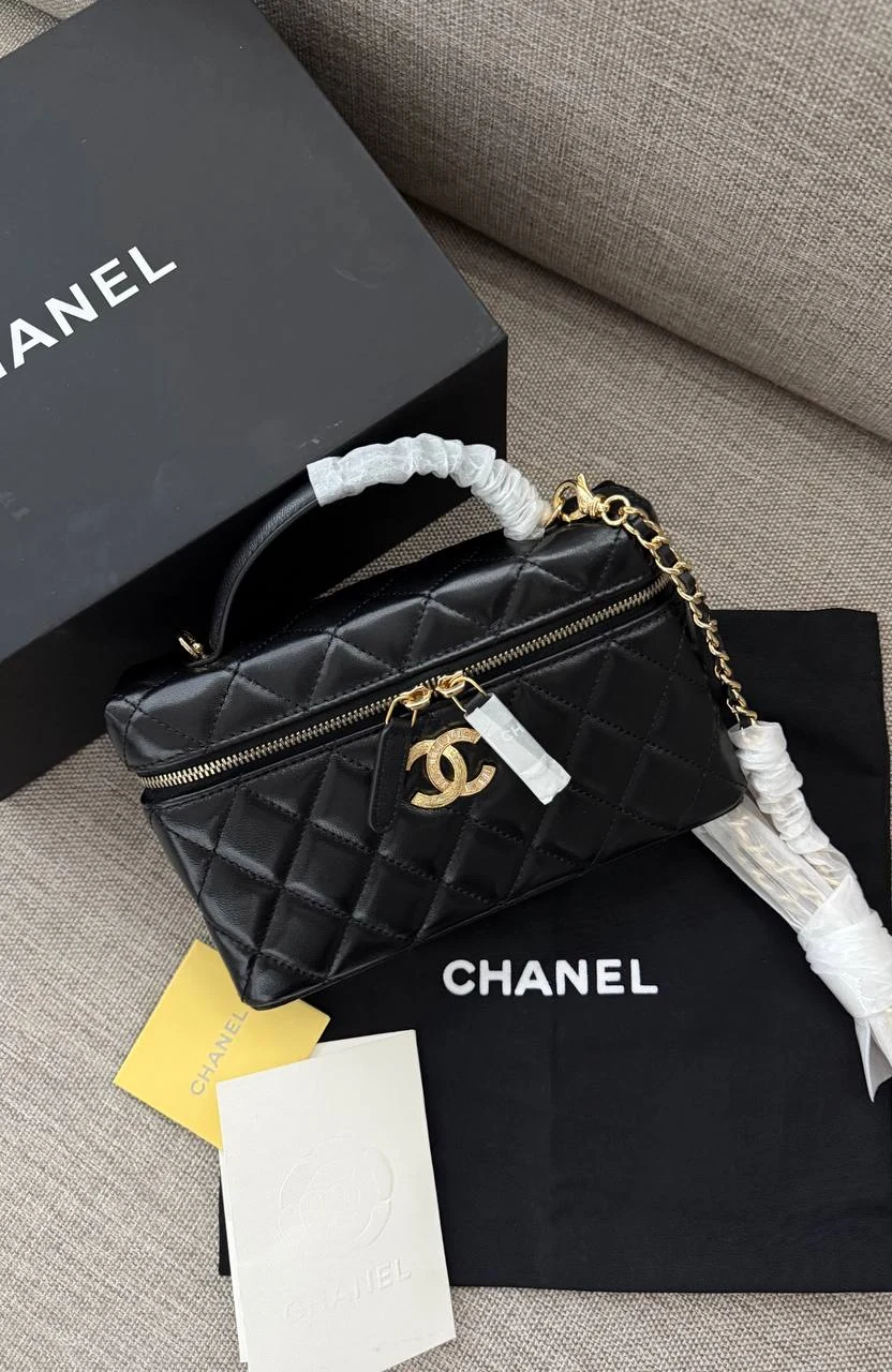 Chnl Vanity bag Black