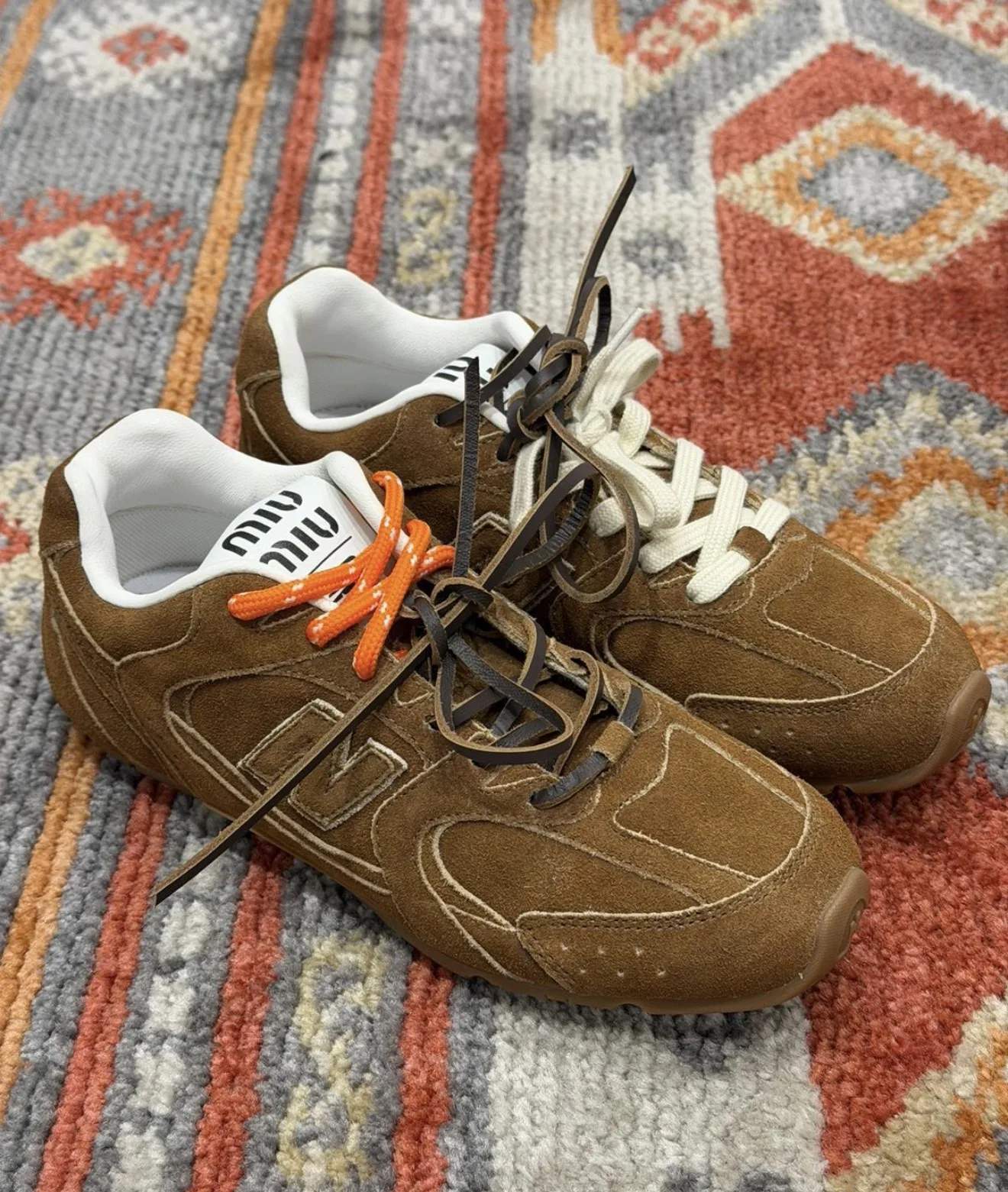 Mi mi sneaker