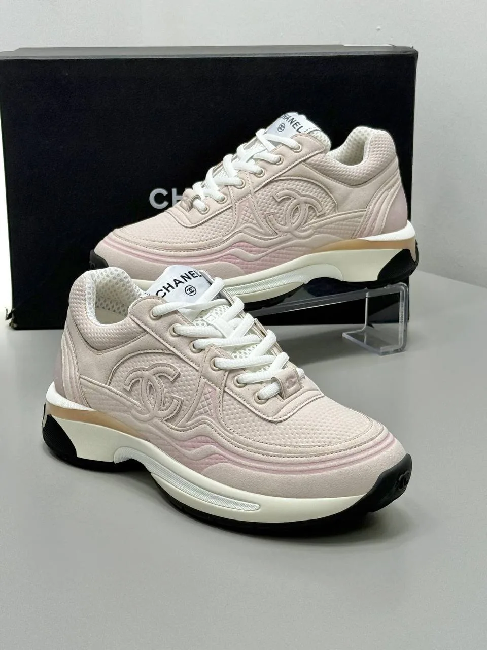 Chnl sneaker