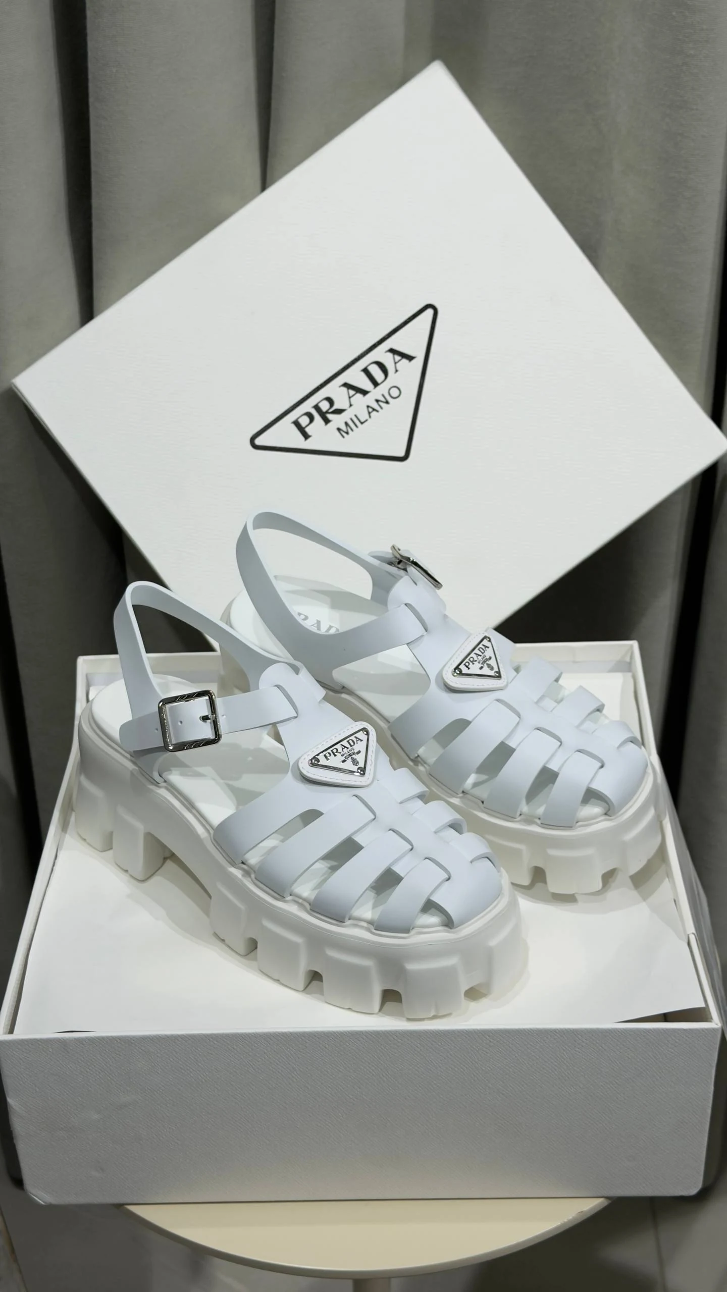 Prd white sandal