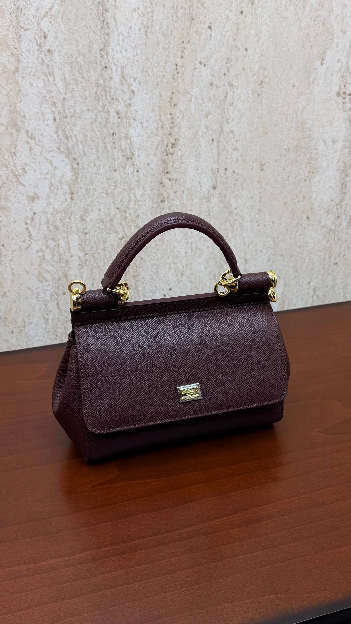 Dg  bag