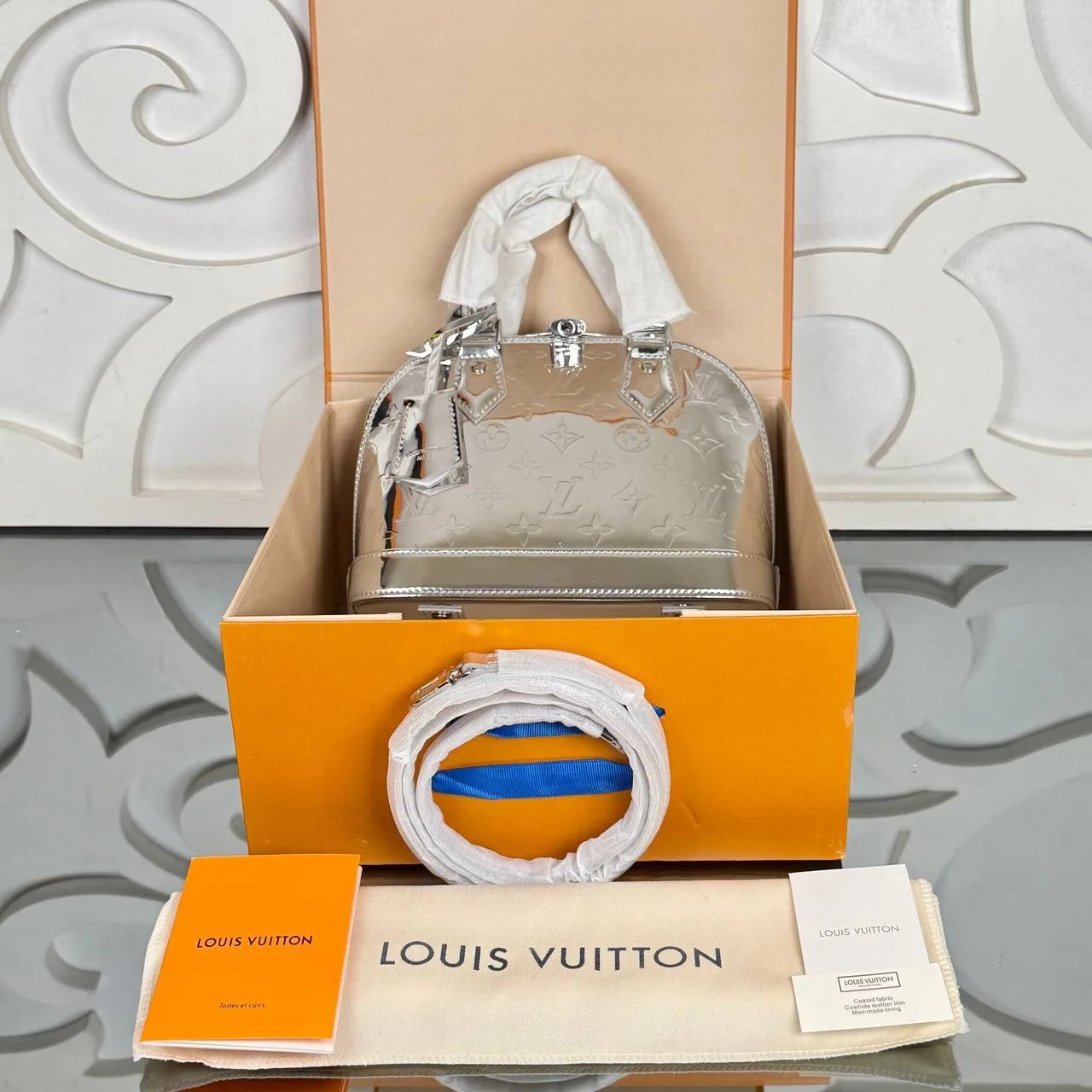 Lv Bag