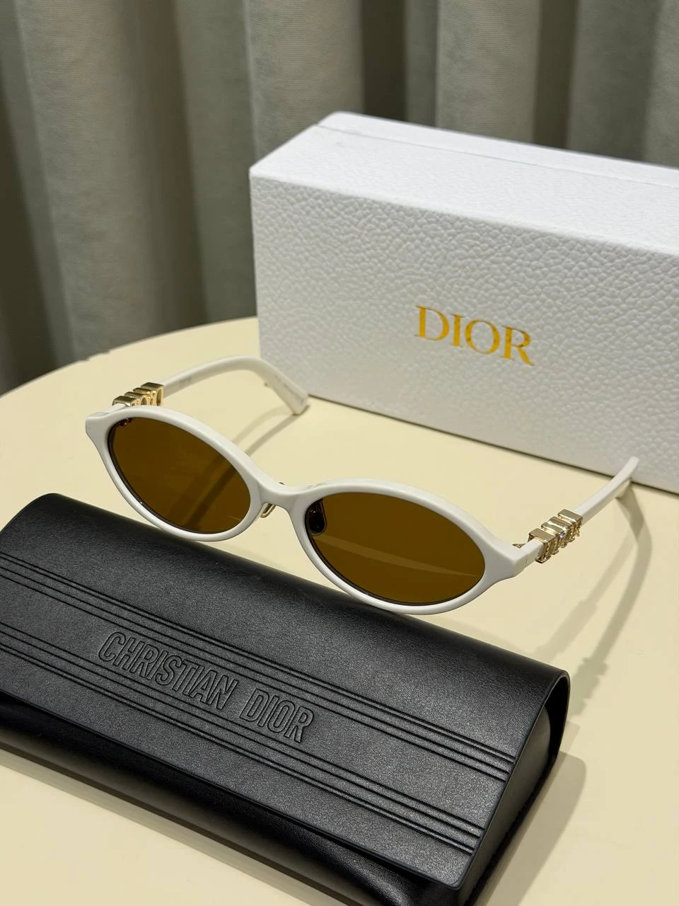 CD sunglasses beyaz