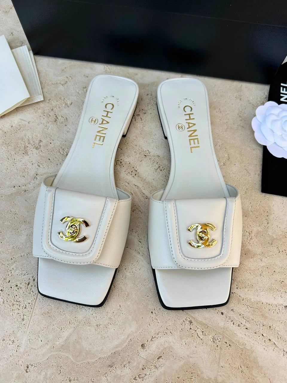 Chnl white sandal