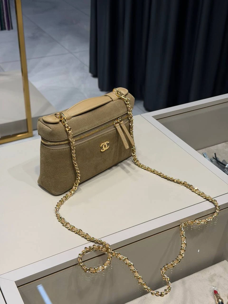 Chnl new flap bag süet