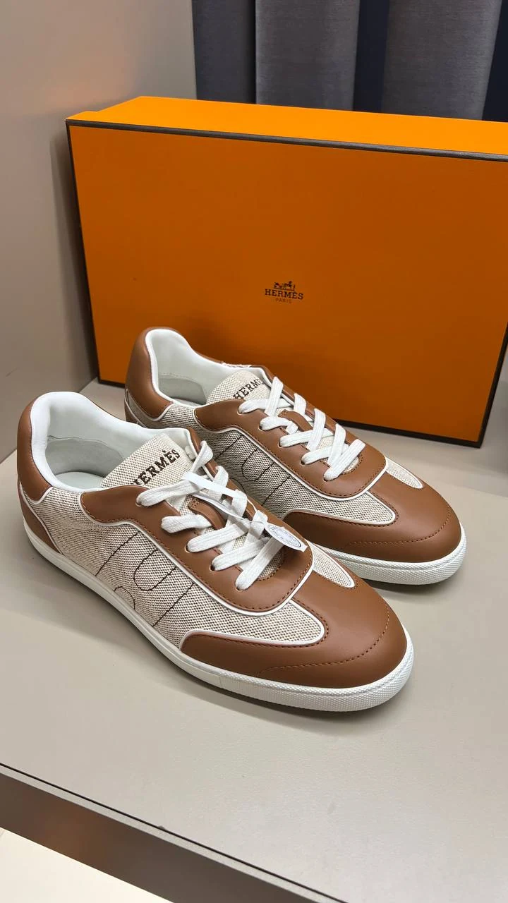 Hrms sneaker new taba