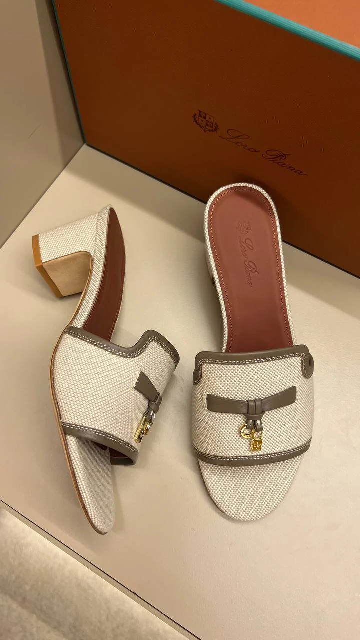 Lp sandal