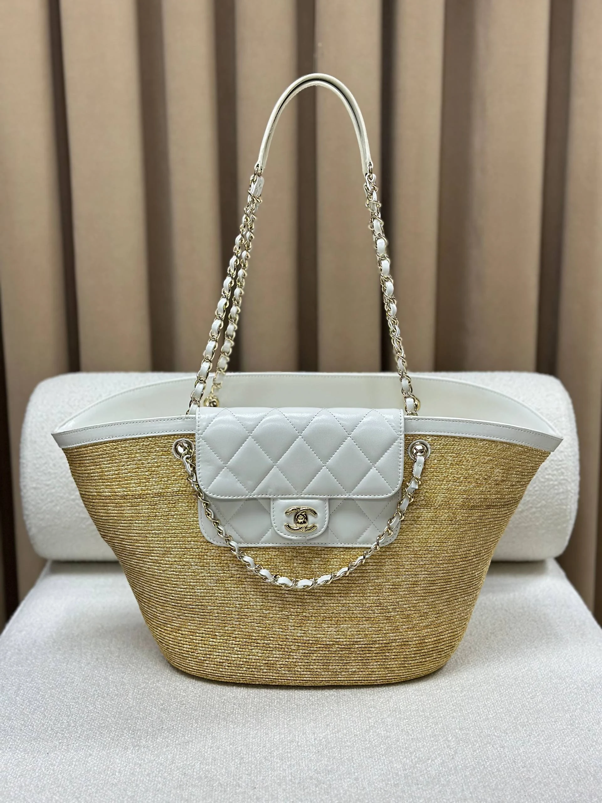 Chnl large tote bag white