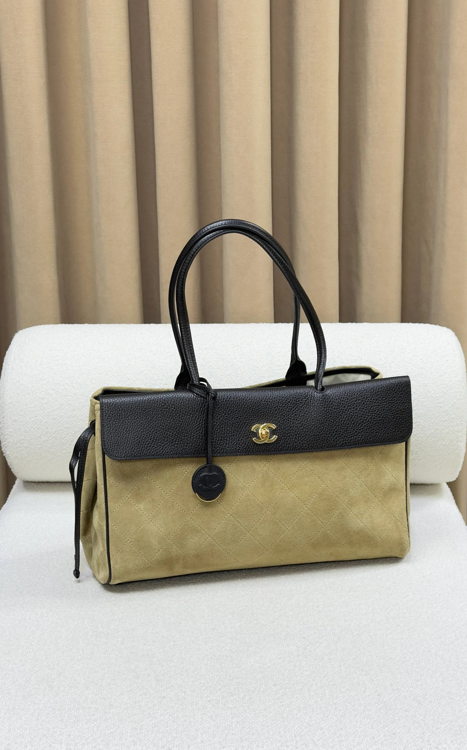 Chnl Shopping bag bej
