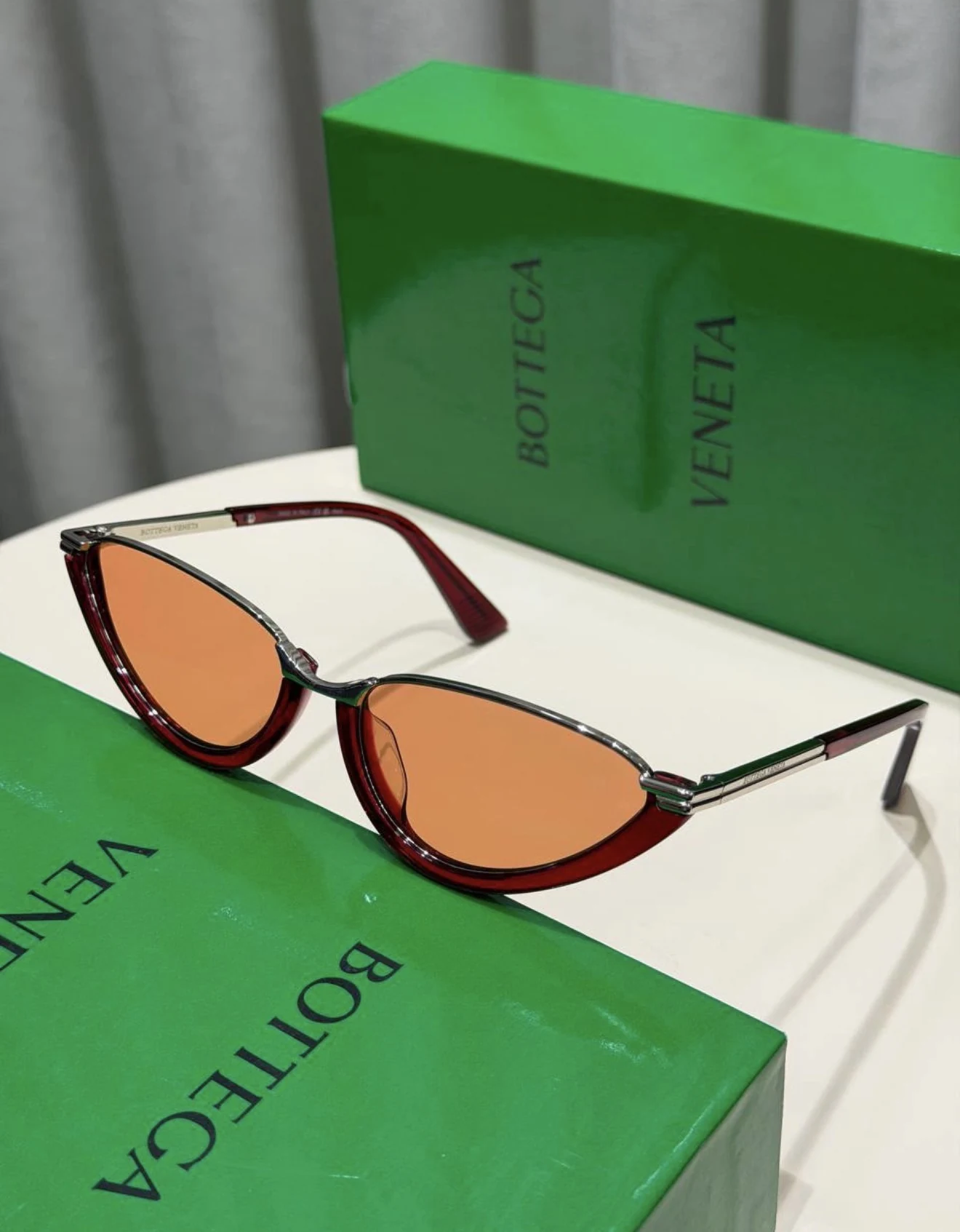 Red botg sunglasses