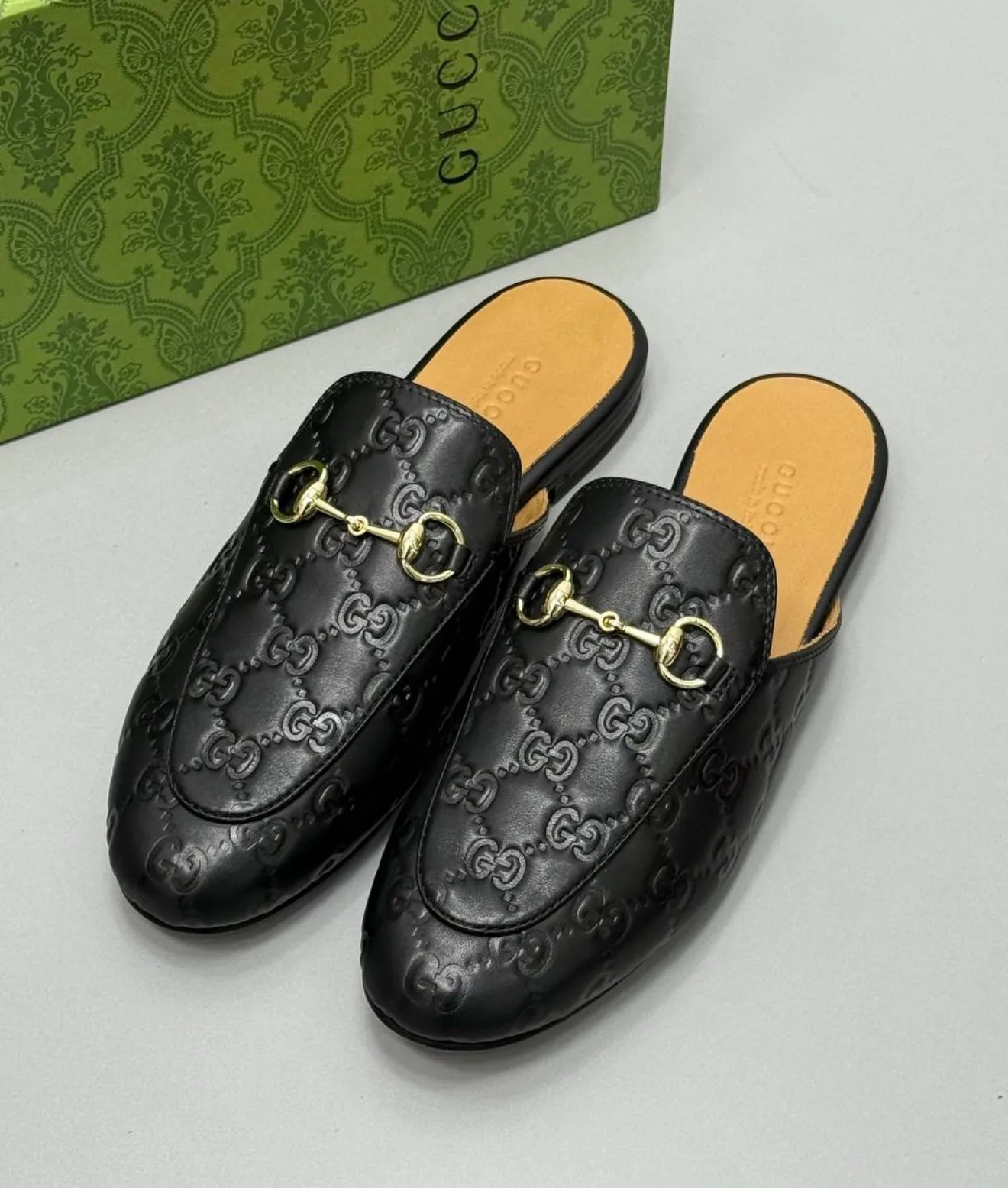 GC sandal