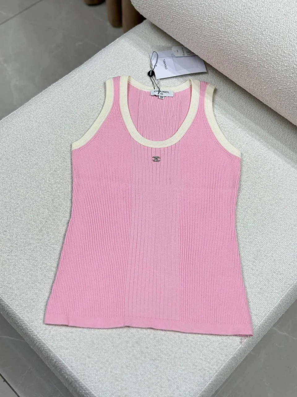 Chnl Pink top
