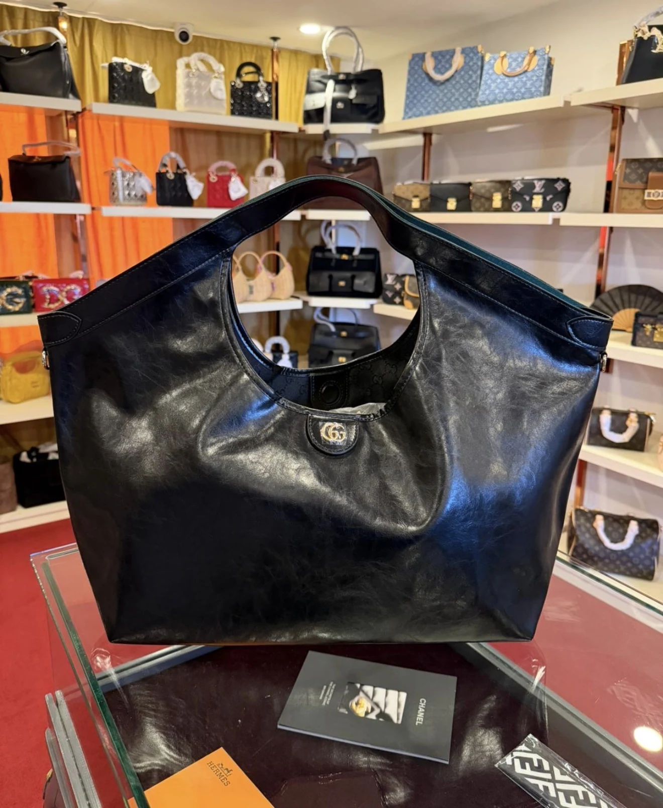 GC tote bag black