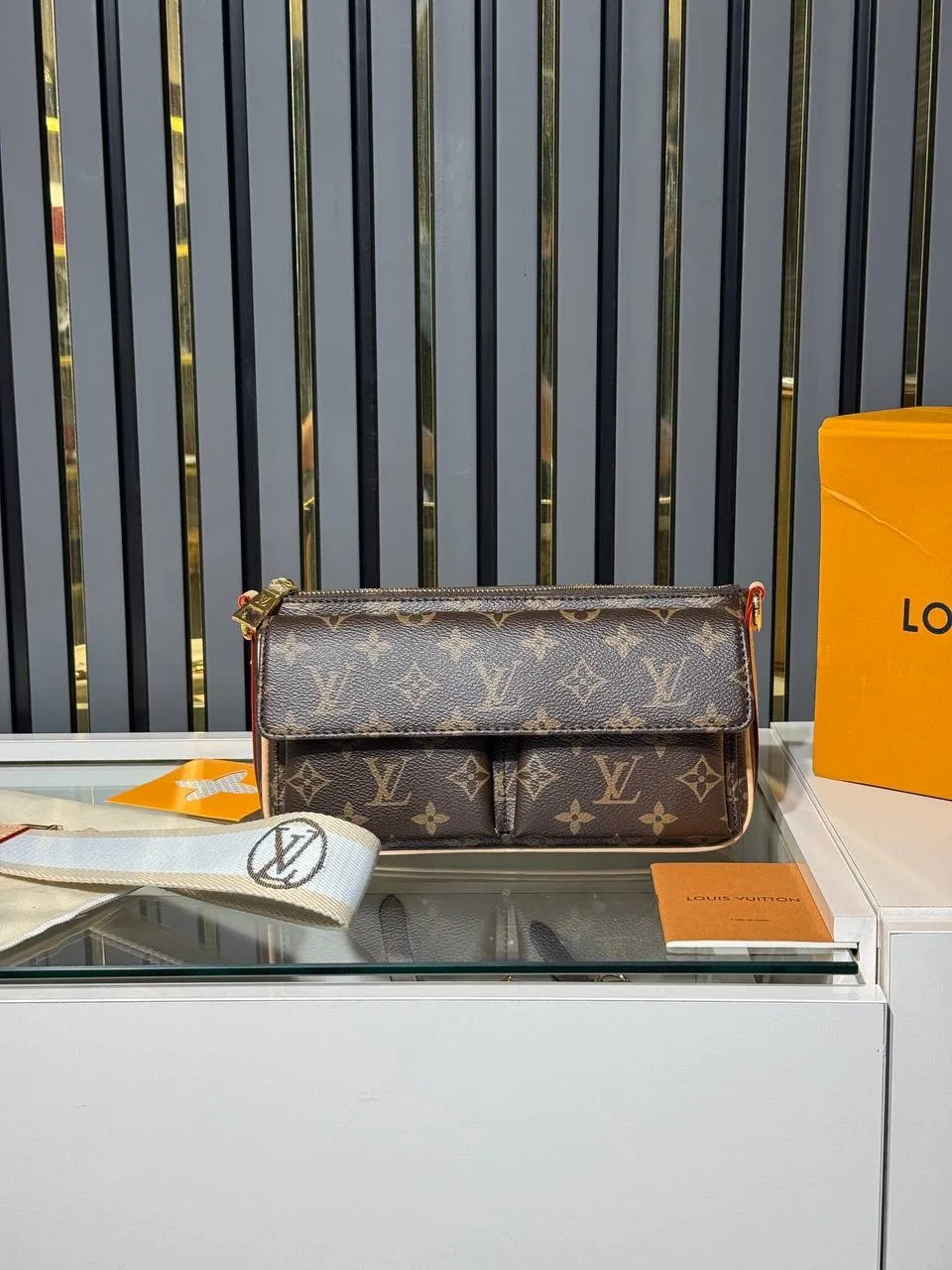 Lv Bag