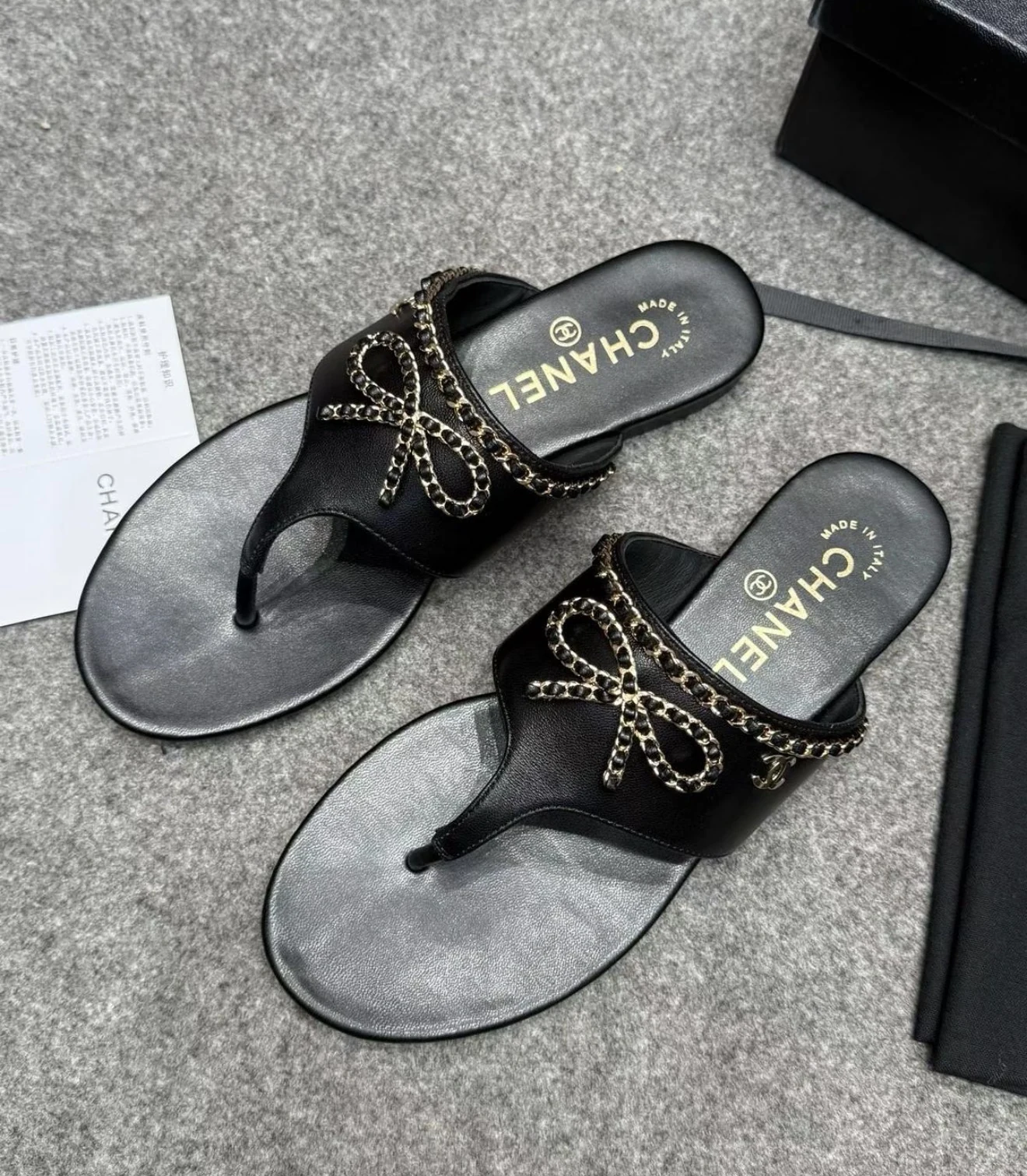 Chnl New sandalet Black