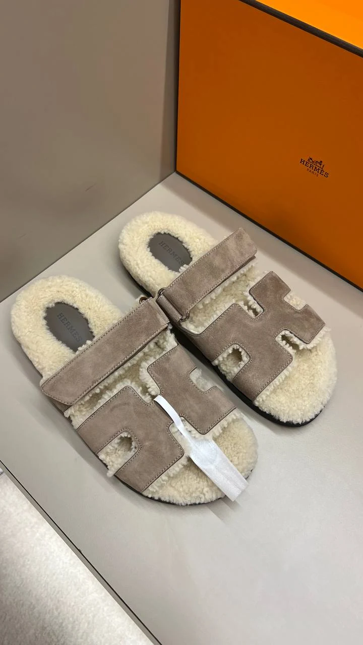 Hrms tüylü sandal gri