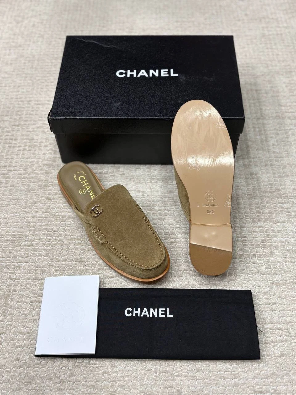 New sandal Chnl