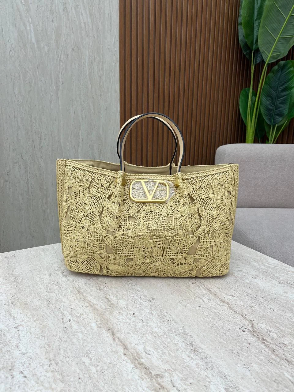 Vlnt tote bag