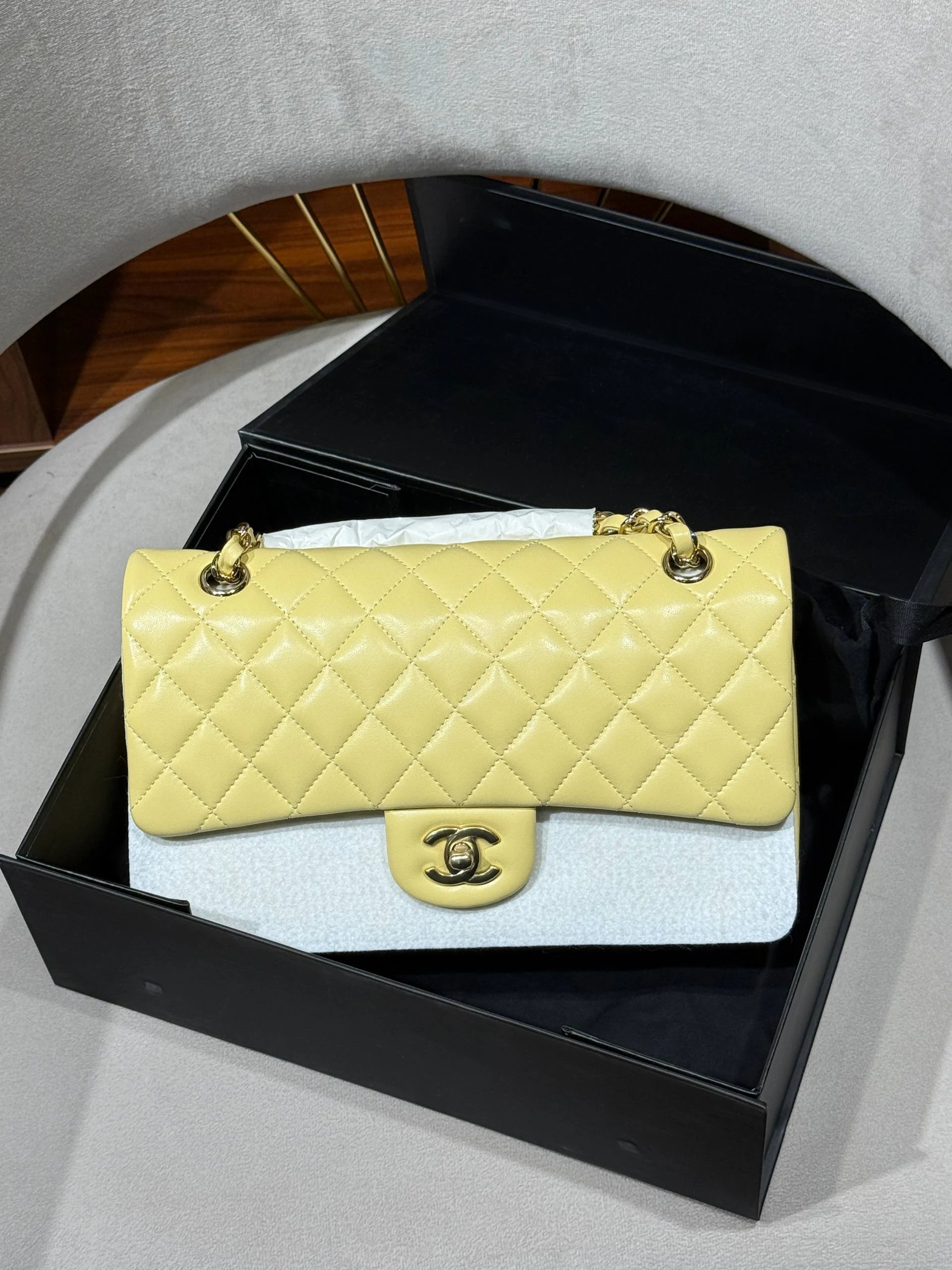 Chnl butteryellow flap bag